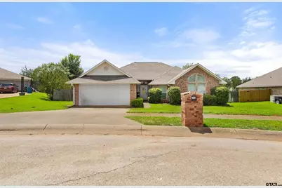 265 Crestview Dr, Jacksonville, TX 75766 - Photo 1