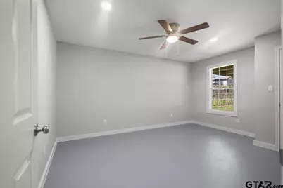 1304 N Ross, Tyler, TX 75702 - Photo 25