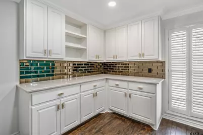 606 Tremont St, Tyler, TX 75701 - Photo 13