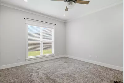 217 Smith Cir, Lindale, TX 75771 - Photo 11