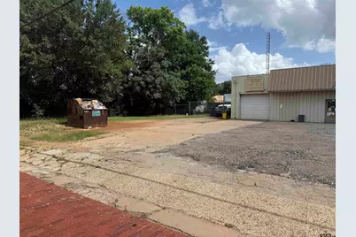 503 E Oakwood, Tyler, TX 75702 - Photo 3