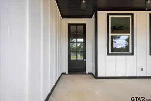 105 Brandon St, Troup, TX 75789 - Photo 5