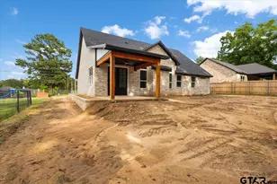 105 Brandon St, Troup, TX 75789 - Photo 37