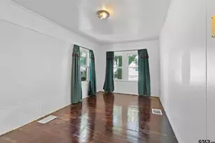 215 W Grand Ave, Marshall, TX 75670 - Photo 7