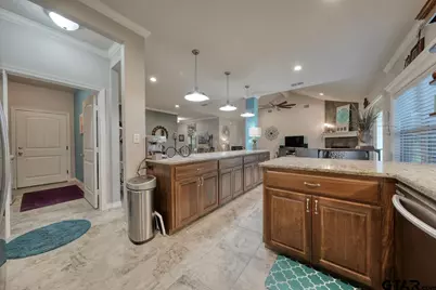 312 Kingdom Blvd, Lindale, TX 75771 - Photo 23