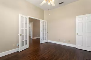 565 Bunker Dr, Tyler, TX 75703 - Photo 5