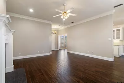 565 Bunker Dr, Tyler, TX 75703 - Photo 9