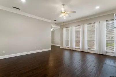 565 Bunker Dr, Tyler, TX 75703 - Photo 9