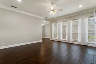 565 Bunker Dr, Tyler, TX 75703 - Photo 9