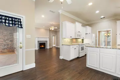565 Bunker Dr, Tyler, TX 75703 - Photo 17