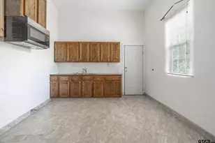 428 W Bow St, Tyler, TX 75702 - Photo 29