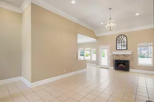 812 Rugby Ln, Whitehouse, TX 75791 - Photo 5