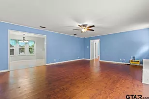 2202 Balsam St, Longview, TX 75605 - Photo 5