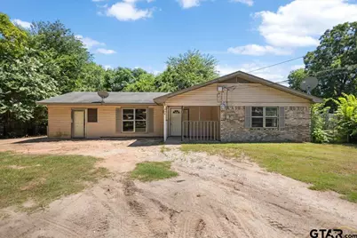712 Half St, Lindale, TX 75771 - Photo 1