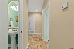 2404 Sugar Creek Cir, Longview, TX 75605 - Photo 19