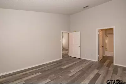 [Address not provided], Tyler, TX 75703 - Photo 17