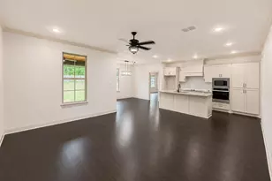 19356 Cedarpark Pl, Lindale, TX 75771 - Photo 11
