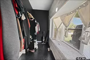 403 Ridgewood Dr, Palestine, TX 75803 - Photo 15
