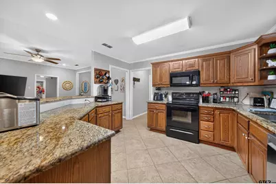 312 E Emma, Bullard, TX 75757 - Photo 11