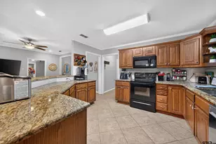 312 E Emma, Bullard, TX 75757 - Photo 11
