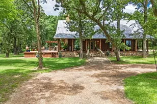 609 Co Rd 2421, Como, TX 75431 - Photo 9