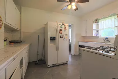 518 N Green, Grand Saline, TX 75140 - Photo 5