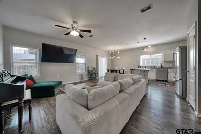 306 Ruffin Road, Mabank, TX 75147 - Photo 3