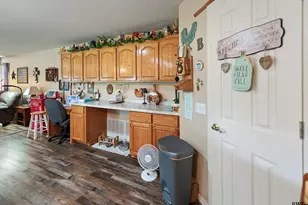 685 Co Rd 1320, Bogata, TX 75417 - Photo 15