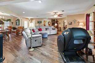685 Co Rd 1320, Bogata, TX 75417 - Photo 7