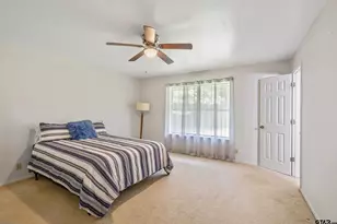 354 Royal Cir, Whitehouse, TX 75791 - Photo 15