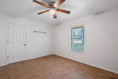 354 Royal Cir, Whitehouse, TX 75791 - Photo 23