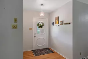 354 Royal Cir, Whitehouse, TX 75791 - Photo 5