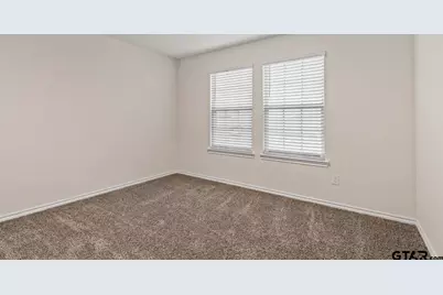 5024 Shumard Drive, Lindale, TX 75771 - Photo 9