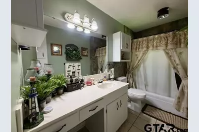 313 S Pecan St, White Oak, TX 75693 - Photo 29