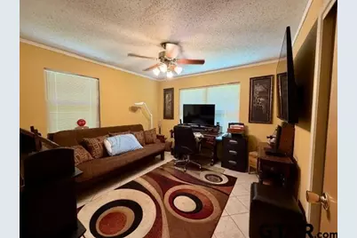313 S Pecan St, White Oak, TX 75693 - Photo 25