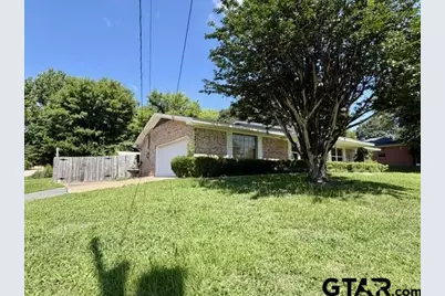 313 S Pecan St, White Oak, TX 75693 - Photo 5