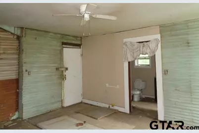 200 S Post Oak, Winnsboro, TX 75494 - Photo 9