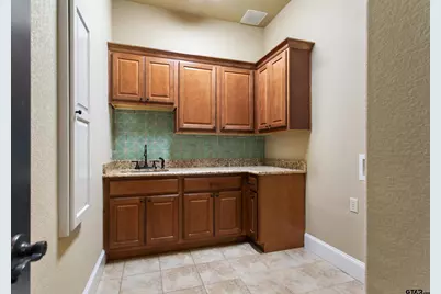 822 Estrella Del Mar, Tyler, TX 75703 - Photo 23