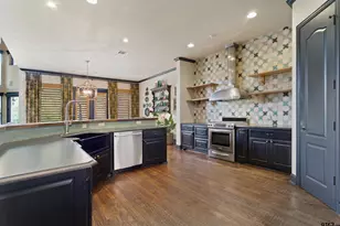 822 Estrella Del Mar, Tyler, TX 75703 - Photo 11