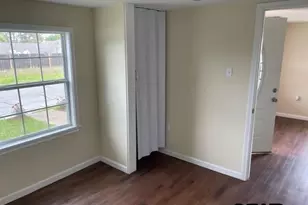 2104 W Robbins, Tyler, TX 75702 - Photo 7