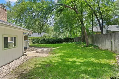 1743 Barbara Ct, Hideaway, TX 75771 - Photo 7
