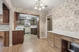 135 46th St SW, Paris, TX 75460 - Photo 19