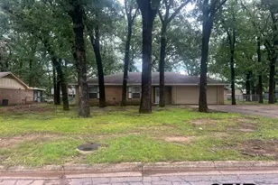 135 46th St SW, Paris, TX 75460 - Photo 7