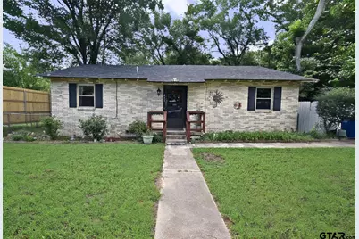 411 N Winnsboro St, Quitman, TX 75783 - Photo 1