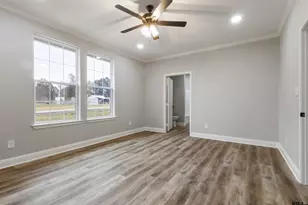 106 Royal St, Gilmer, TX 75645 - Photo 15