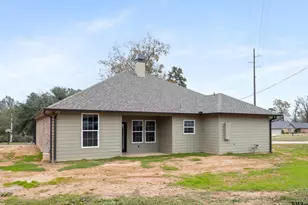106 Royal St, Gilmer, TX 75645 - Photo 27