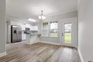 106 Royal St, Gilmer, TX 75645 - Photo 17