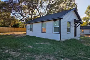2435 Waterwood Dr, Chandler, TX 75758 - Photo 13