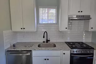 2435 Waterwood Dr, Chandler, TX 75758 - Photo 7