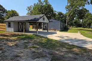 2435 Waterwood Dr, Chandler, TX 75758 - Photo 35